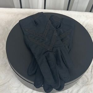 Black Isotoner  Gloves NWOT